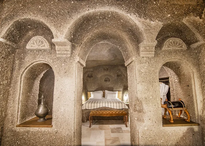 Hotels With Four Stars Hera Cave Suites